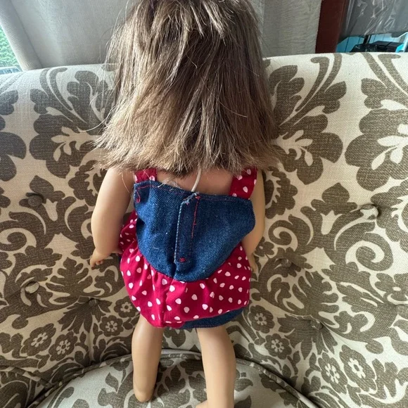 American girl doll brown hair hazel eyes